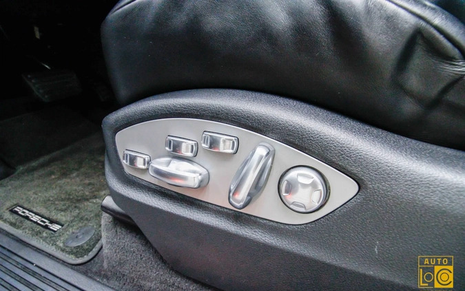 Porsche Cayenne cena 117777 przebieg: 111000, rok produkcji 2012 z Jedlicze małe 781